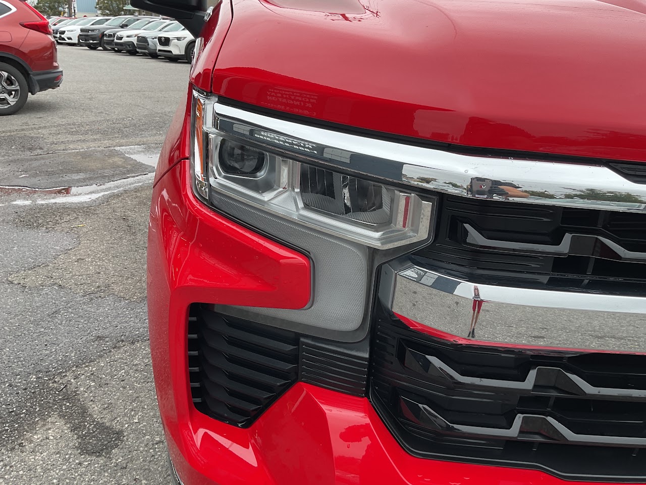 2025 Chevrolet Silverado 1500 — photo 13 of 34