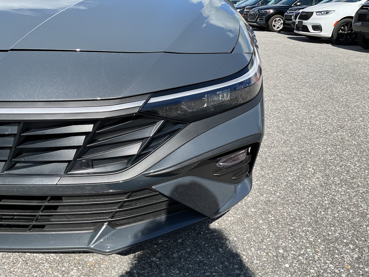 2026 Hyundai Elantra — photo 15 of 34