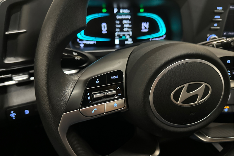 2026 Hyundai Elantra — photo 27 de 32