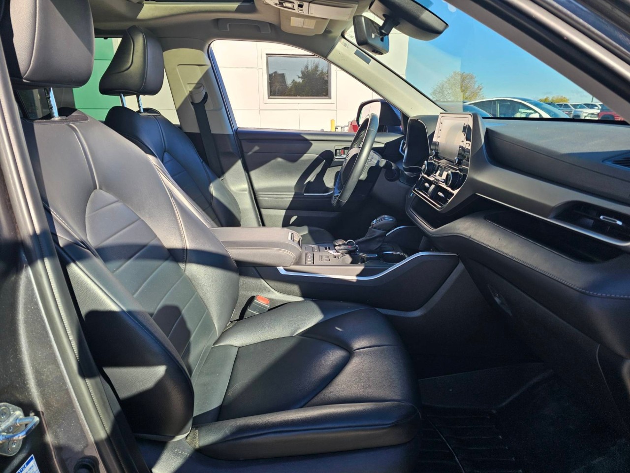 2021 Toyota Highlander — photo 27 of 27