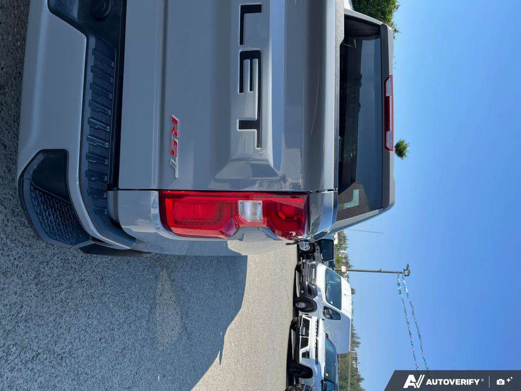2024 Chevrolet Silverado 1500 — photo 11 of 25