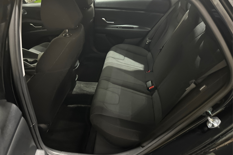 2026 Hyundai Elantra — photo 13 de 32