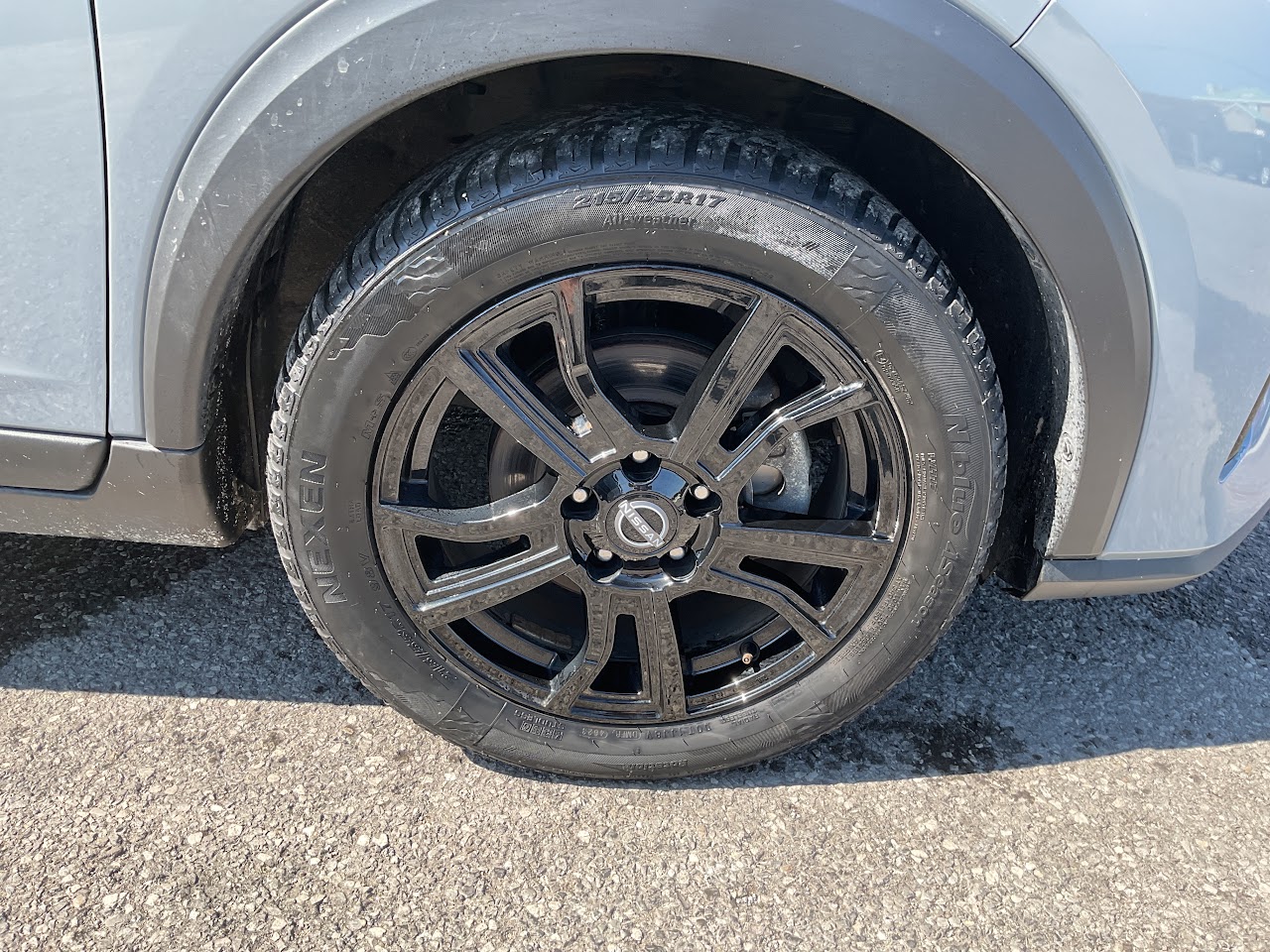 2024 Nissan Kicks — photo 12 of 34