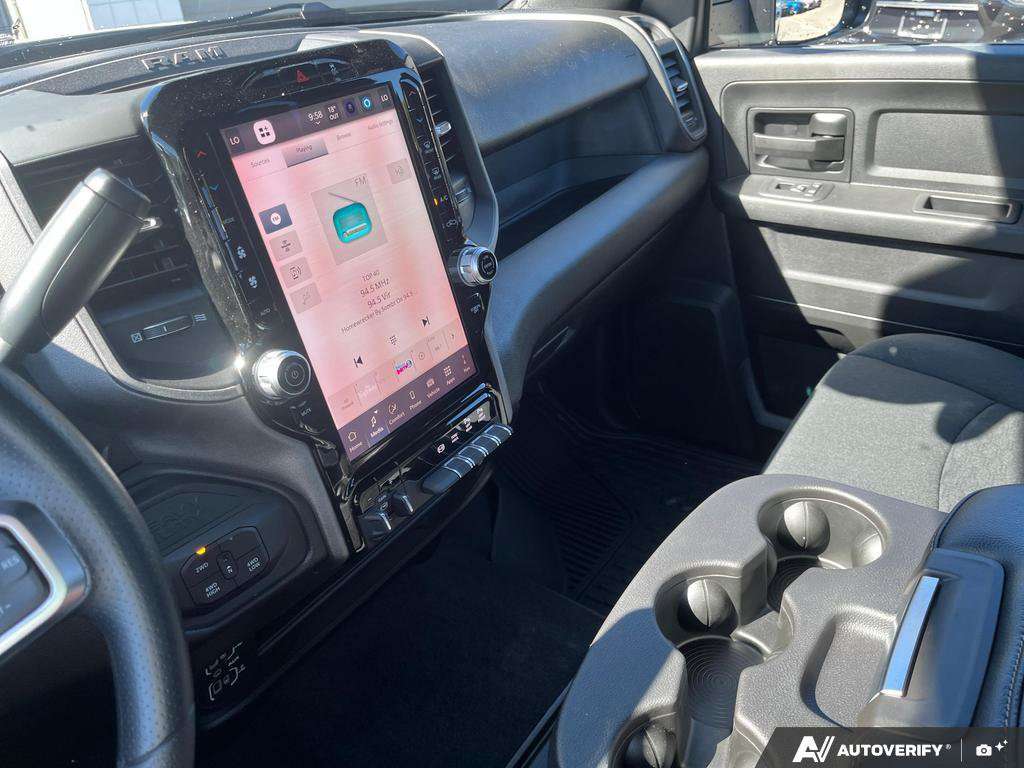 2026 Ram 3500 Crew Cab — photo 18 of 25