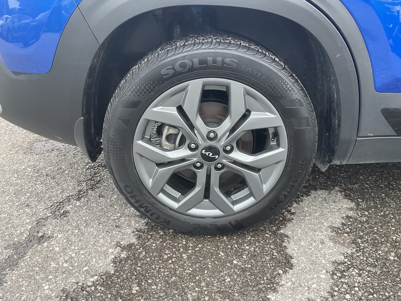 2025 Kia Seltos — photo 13 of 34