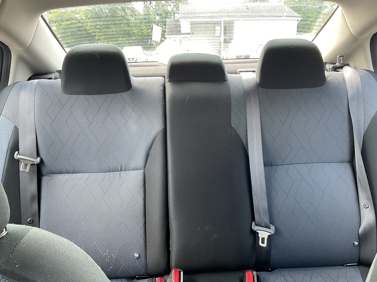 2025 Nissan Versa — photo 25 of 34