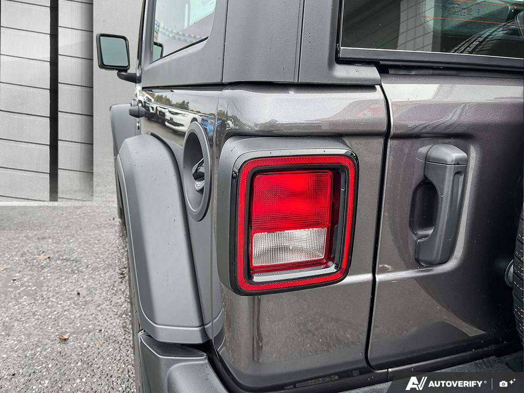 2026 Jeep Wrangler — photo 10 de 24