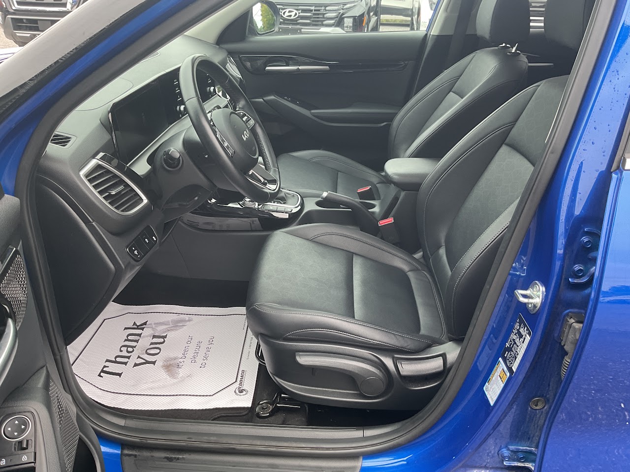 2025 Kia Seltos — photo 20 of 34