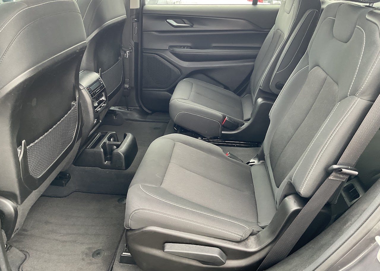 2023 Jeep Grand Cherokee — photo 17 de 21