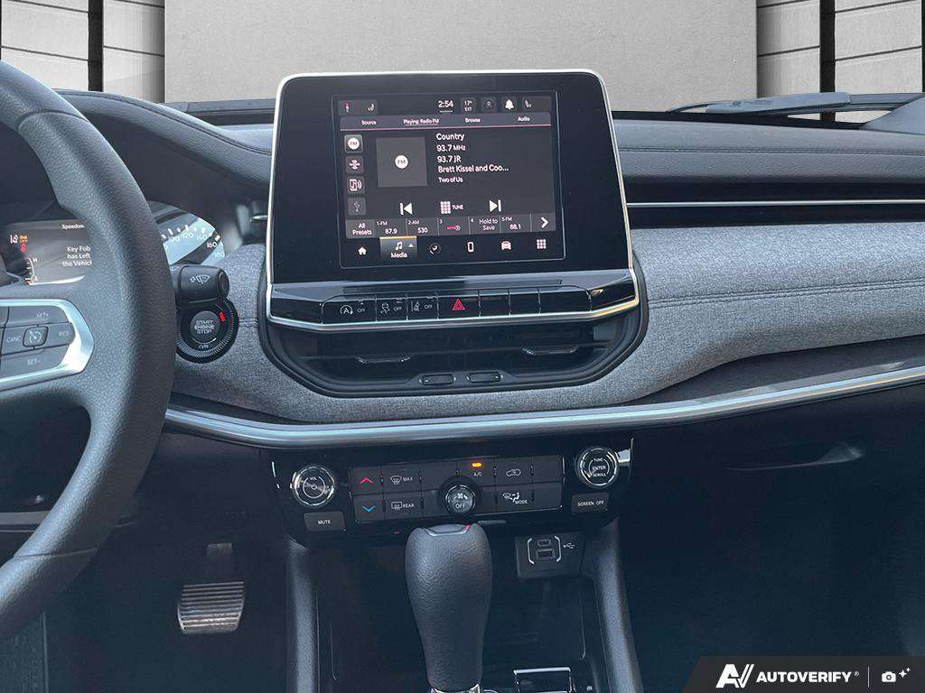 2026 Jeep Compass — photo 19 de 25
