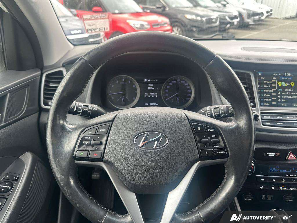 2016 Hyundai Tucson — photo 14 of 25