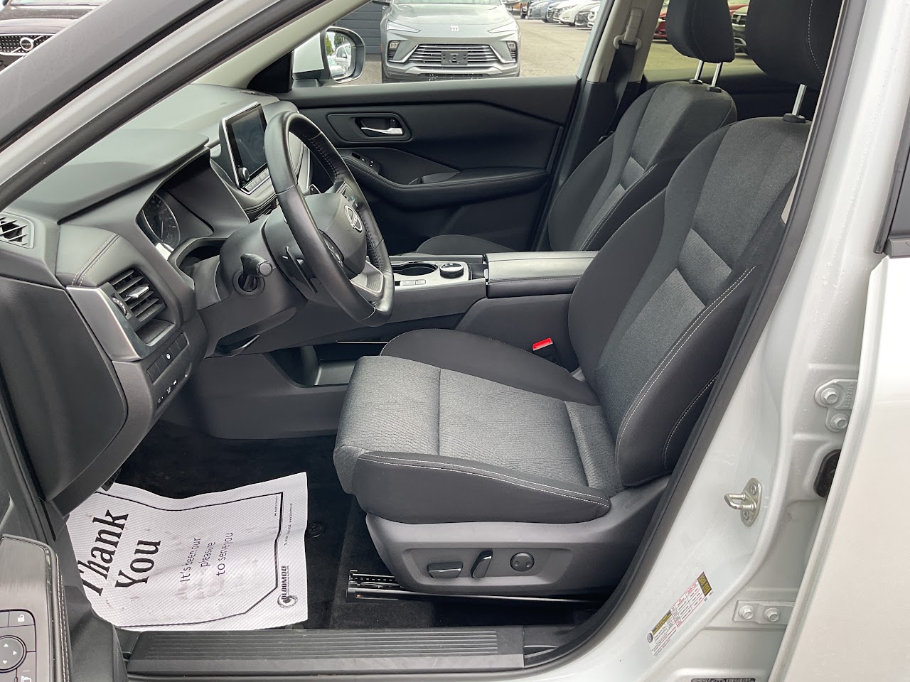 2025 Nissan Rogue — photo 20 de 34