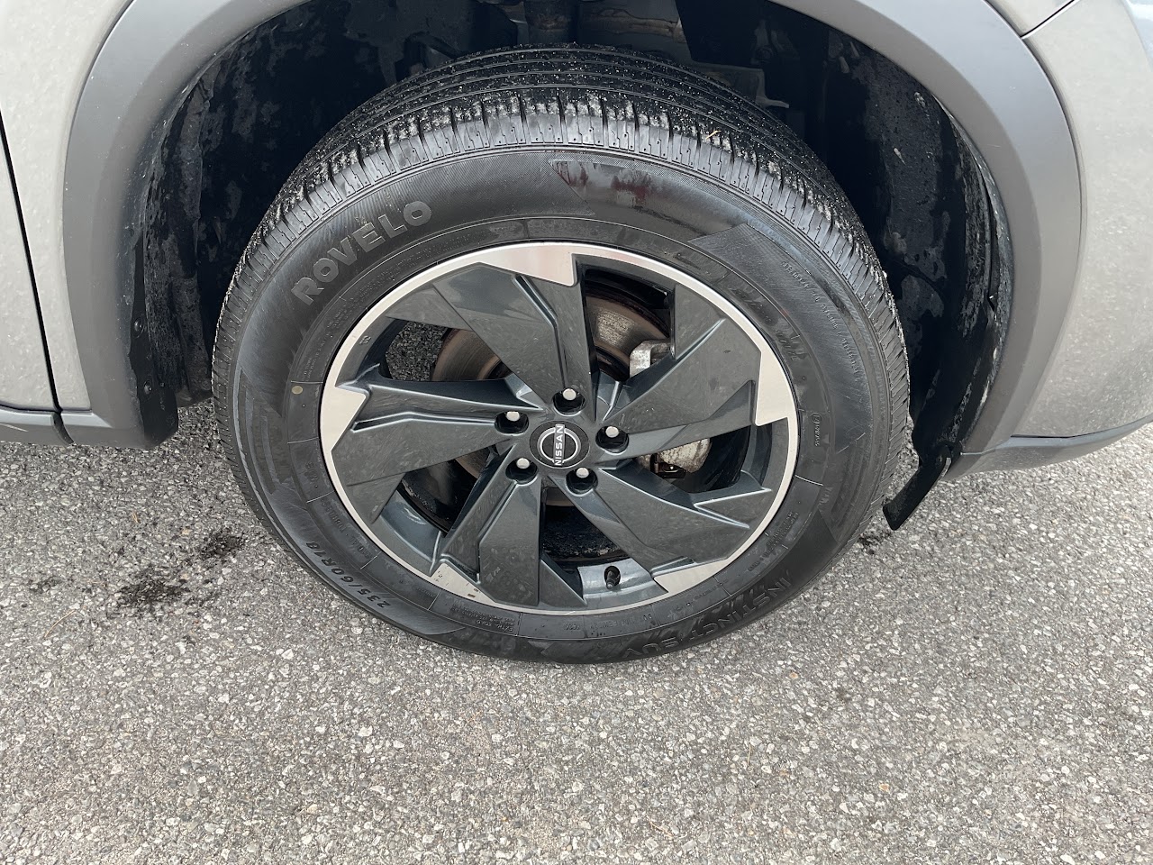 2025 Nissan Rogue — photo 12 de 34