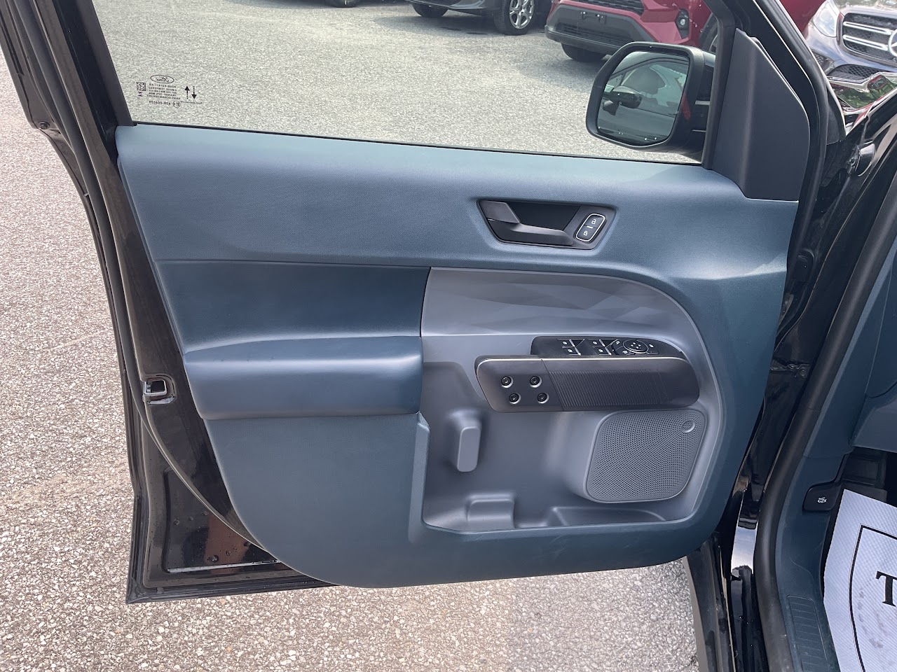 2025 Ford Maverick — photo 30 of 34