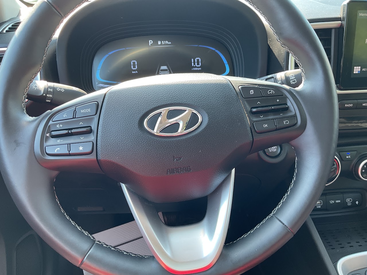2026 Hyundai Venue — photo 26 of 34