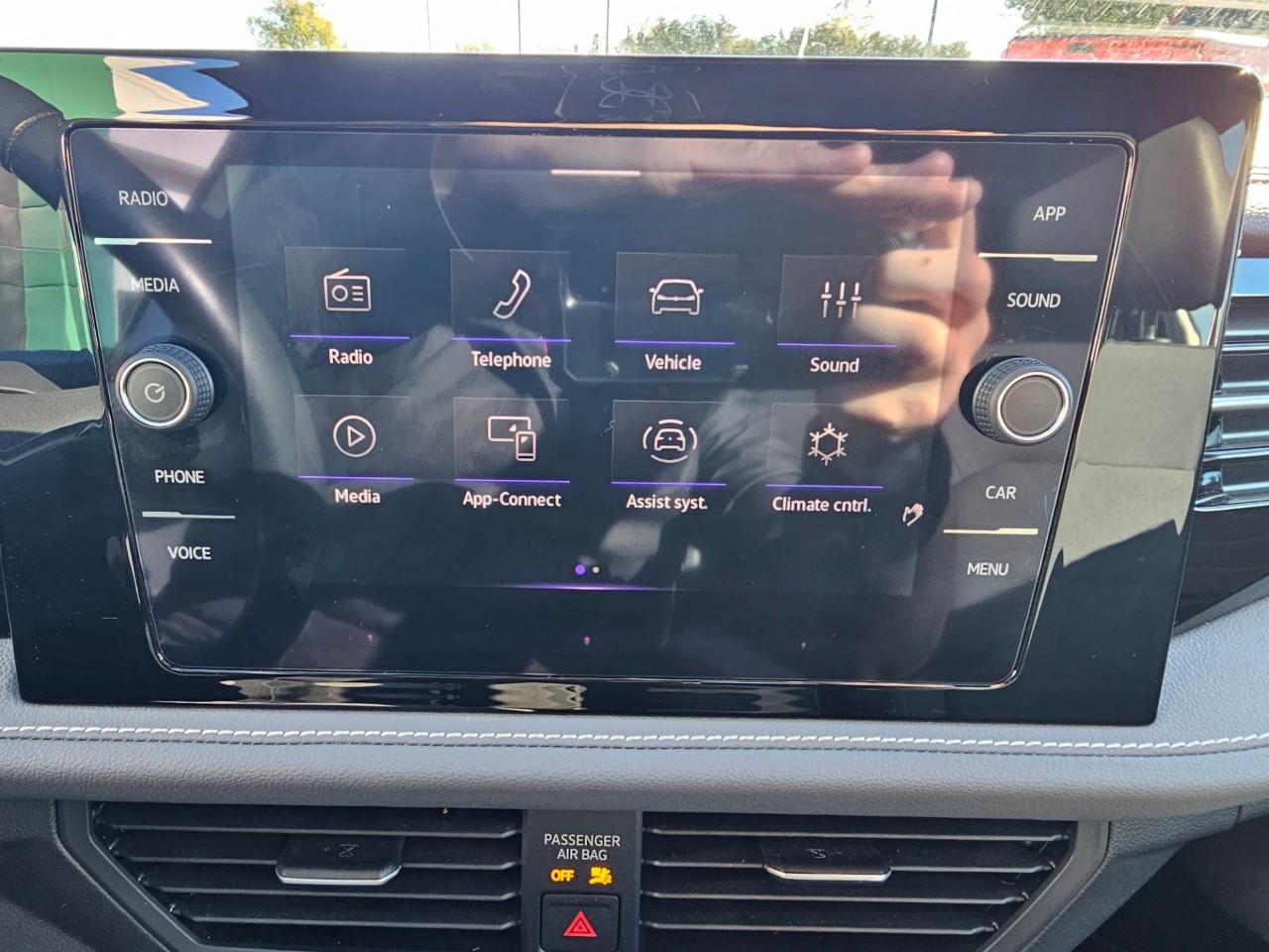 2025 Volkswagen Jetta — photo 17 of 26