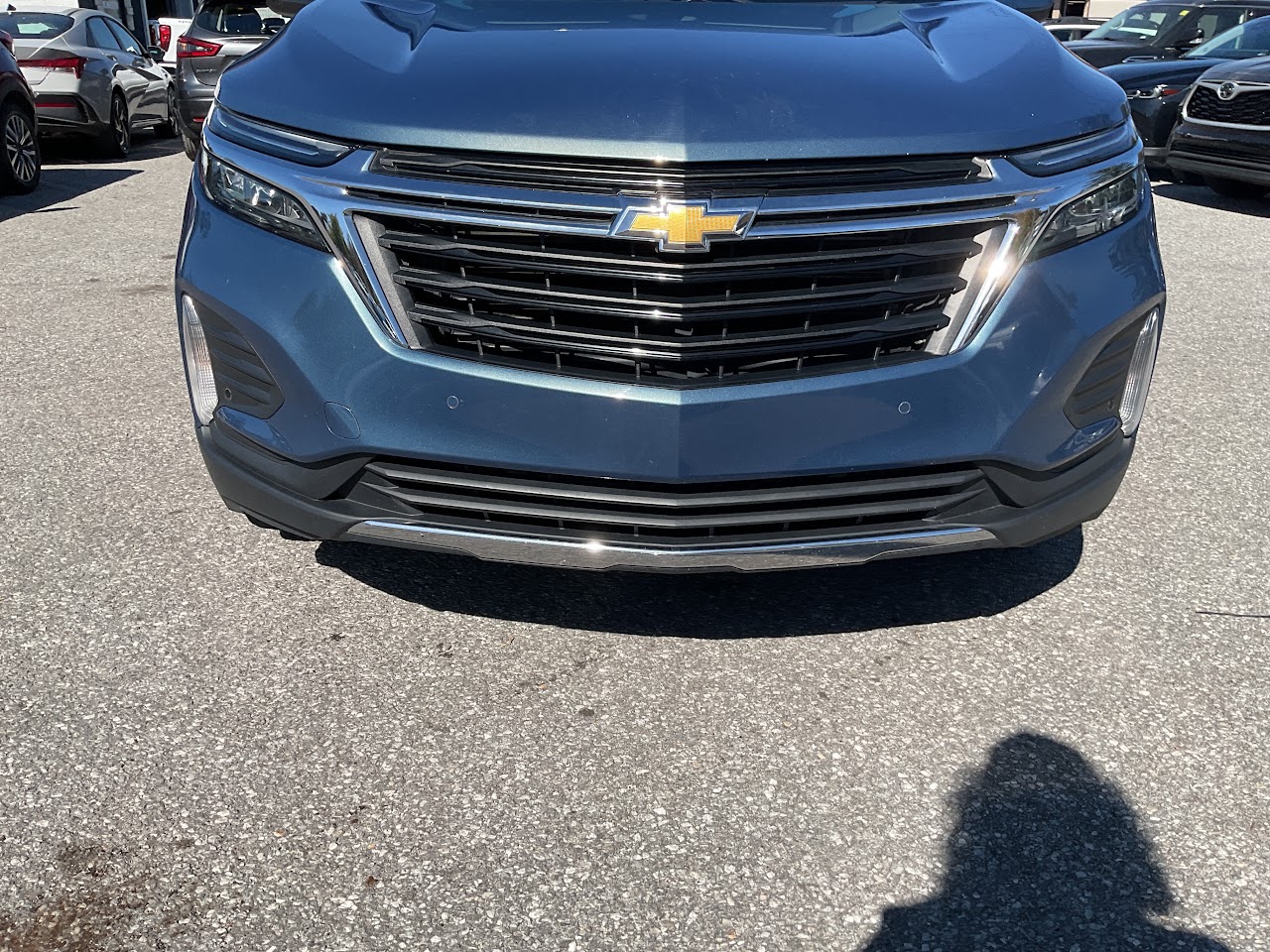 2024 Chevrolet Equinox — photo 12 of 34