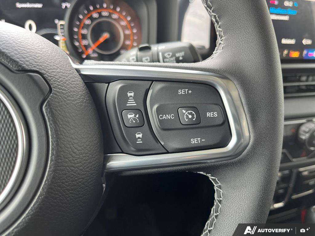 2026 Jeep Wrangler — photo 16 de 25