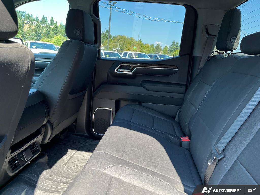2024 Chevrolet Silverado 1500 — photo 23 of 25