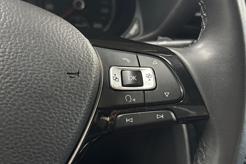 2022 Volkswagen Passat — photo 29 de 33