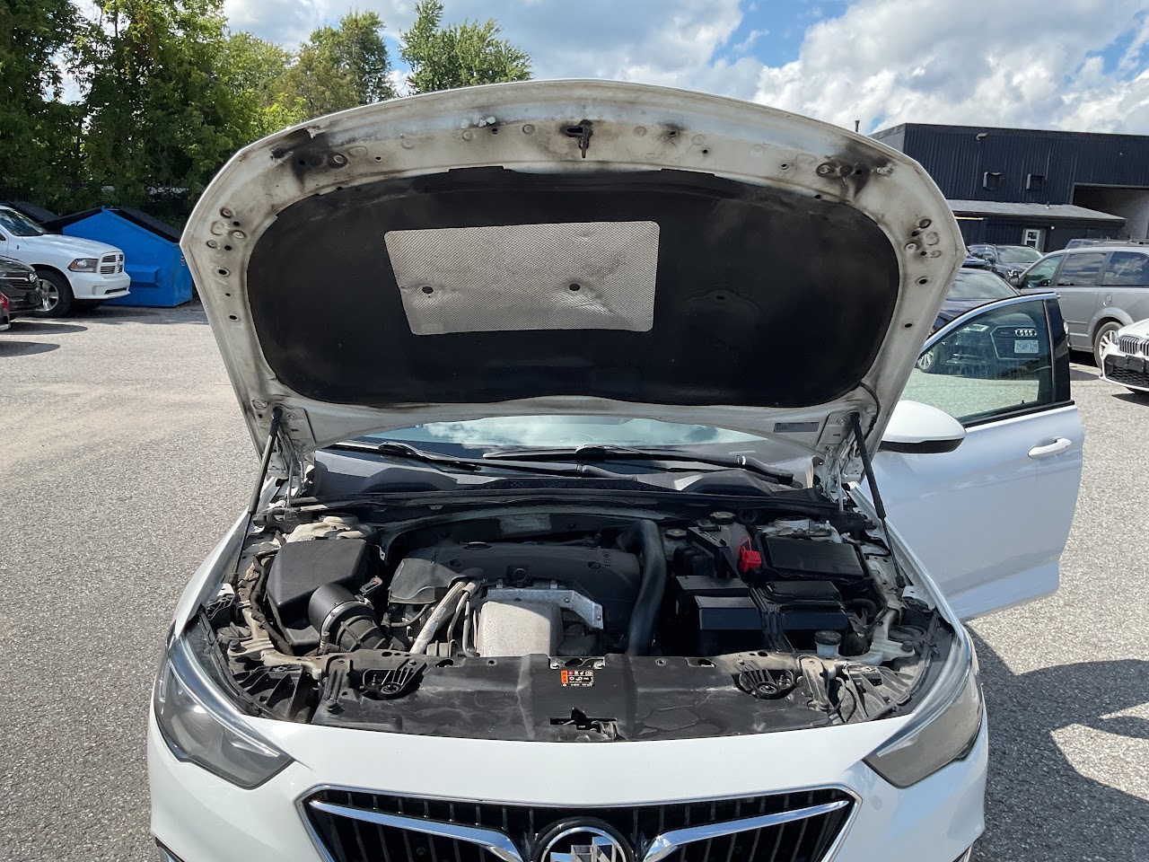 2019 Buick Regal — photo 22 of 34