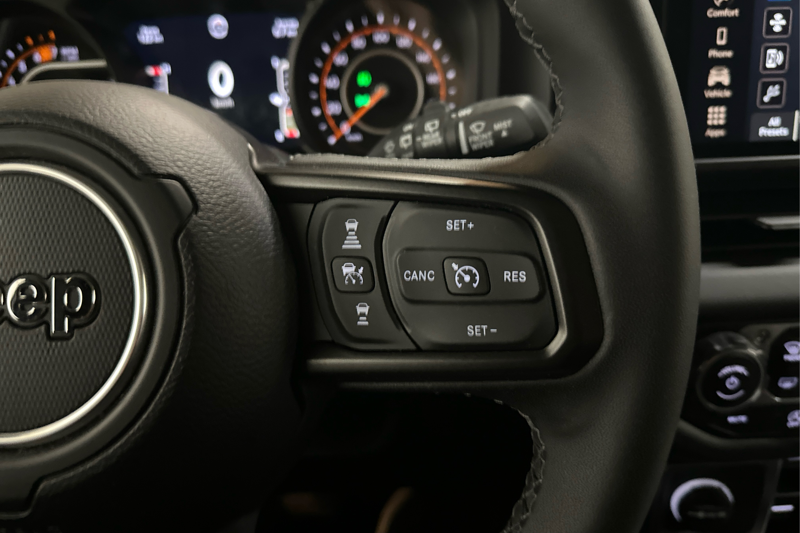 2025 Jeep Wrangler — photo 22 de 25