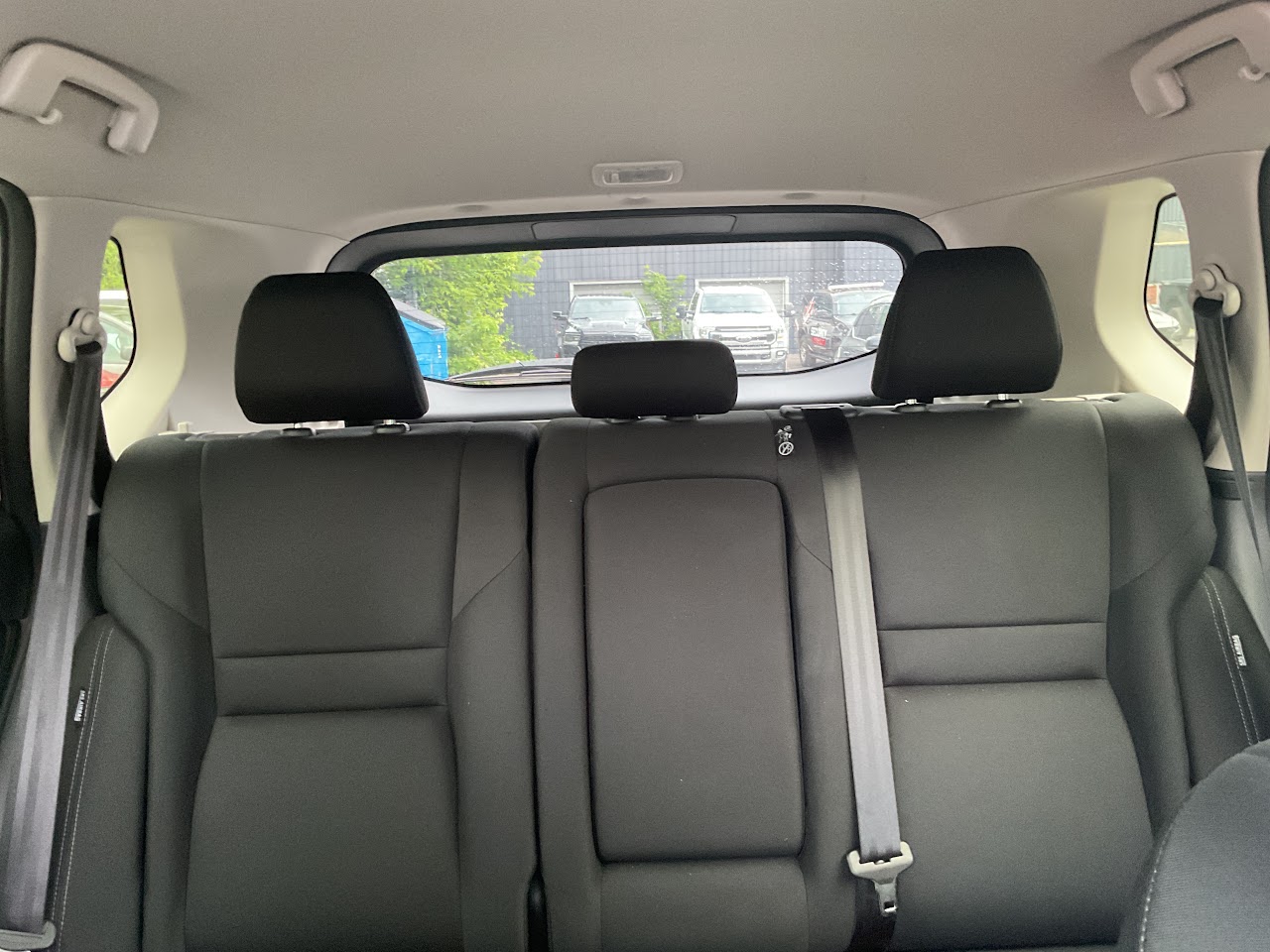 2025 Nissan Rogue — photo 25 of 34