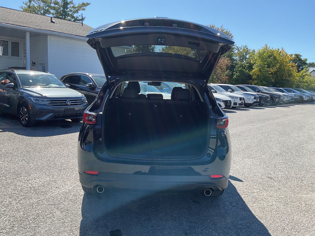 2025 Mazda CX-5 — photo 9 of 34