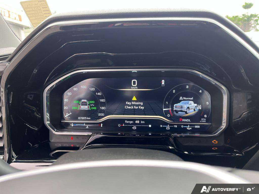 2023 GMC Sierra 1500 — photo 15 of 25