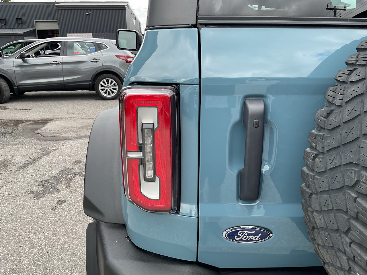 2022 Ford Bronco — photo 15 of 33