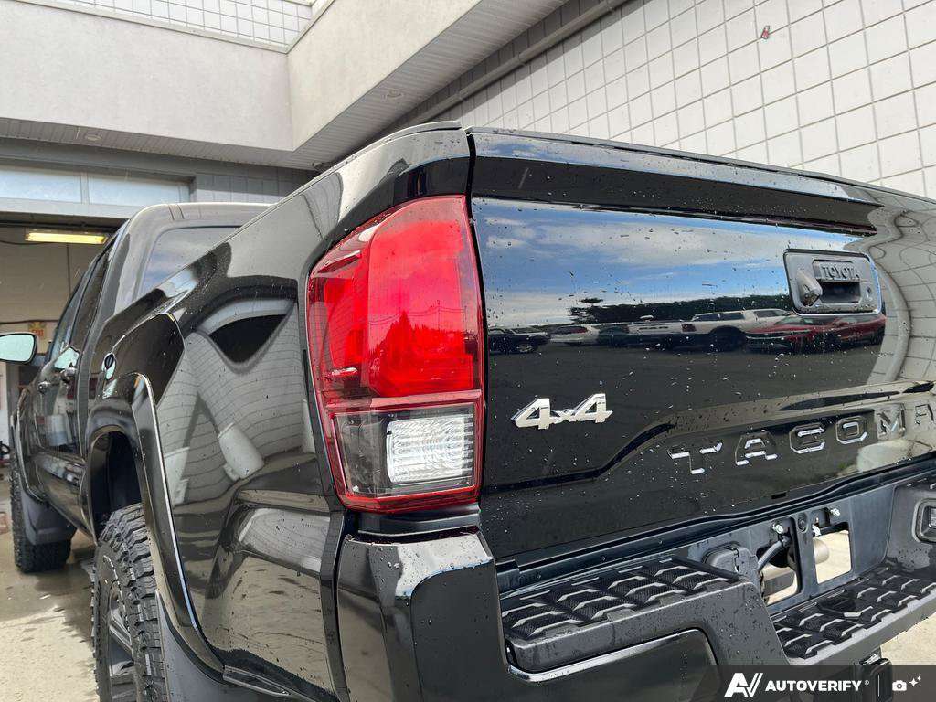 2022 Toyota Tacoma — photo 11 of 25