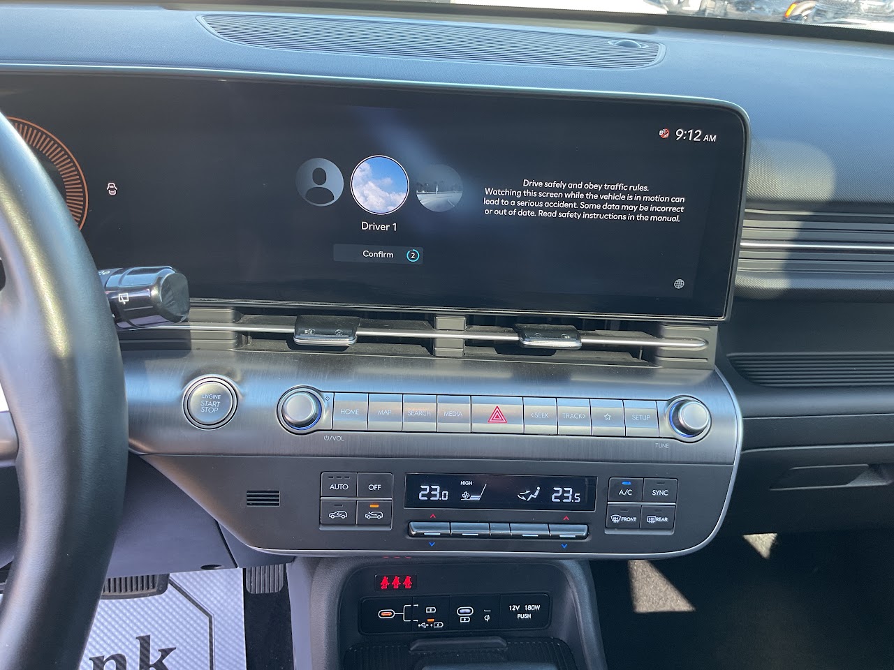 2025 Hyundai Kona — photo 28 de 34
