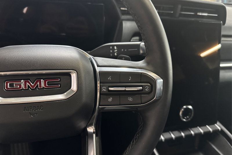 2025 GMC Terrain — photo 29 of 34