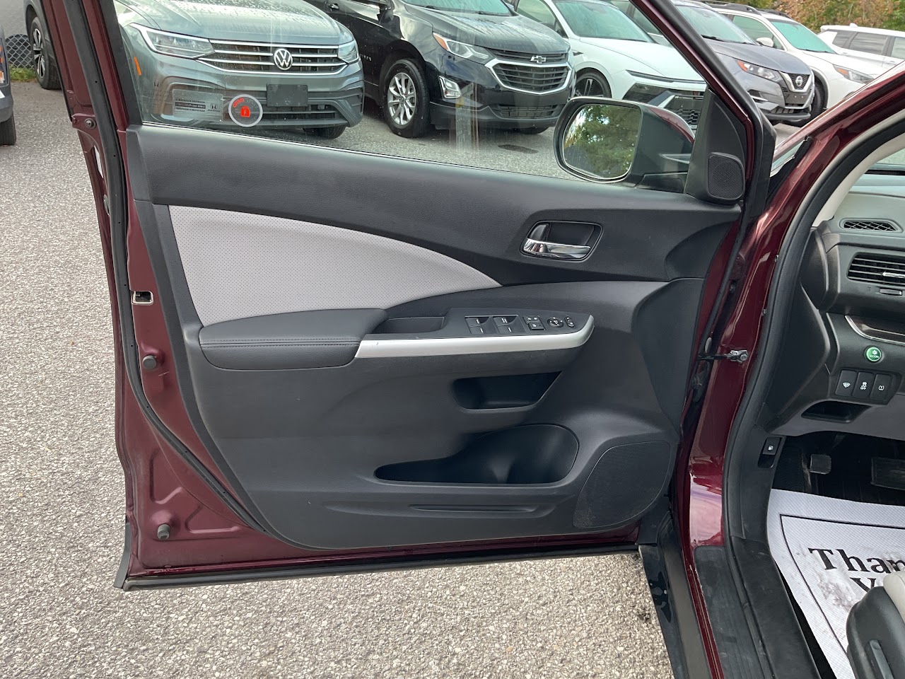 2015 Honda CR-V — photo 29 of 33