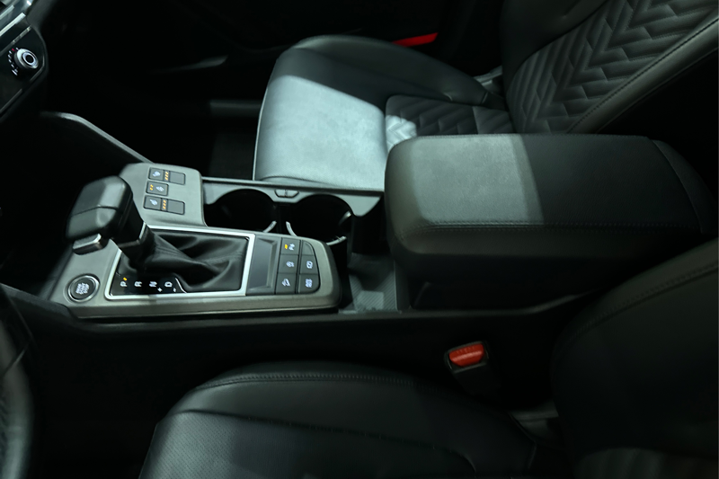 2026 Kia Sportage — photo 18 of 33