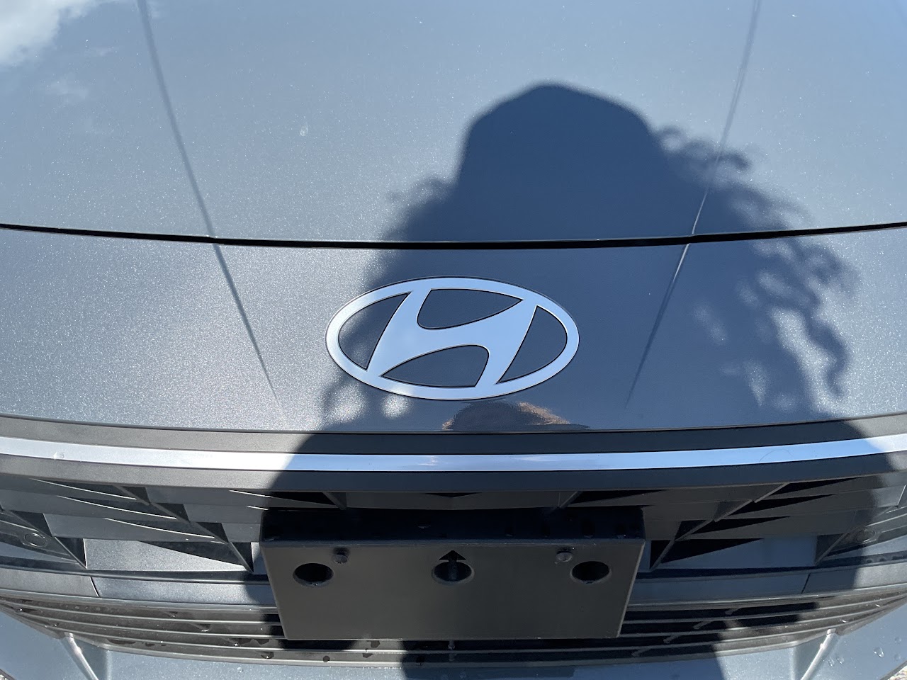 2026 Hyundai Elantra — photo 19 of 34