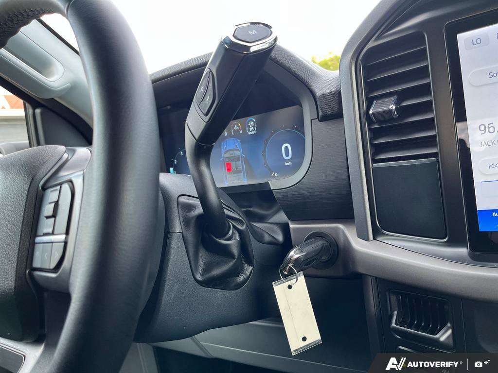 2025 Ford F-150 — photo 18 de 25