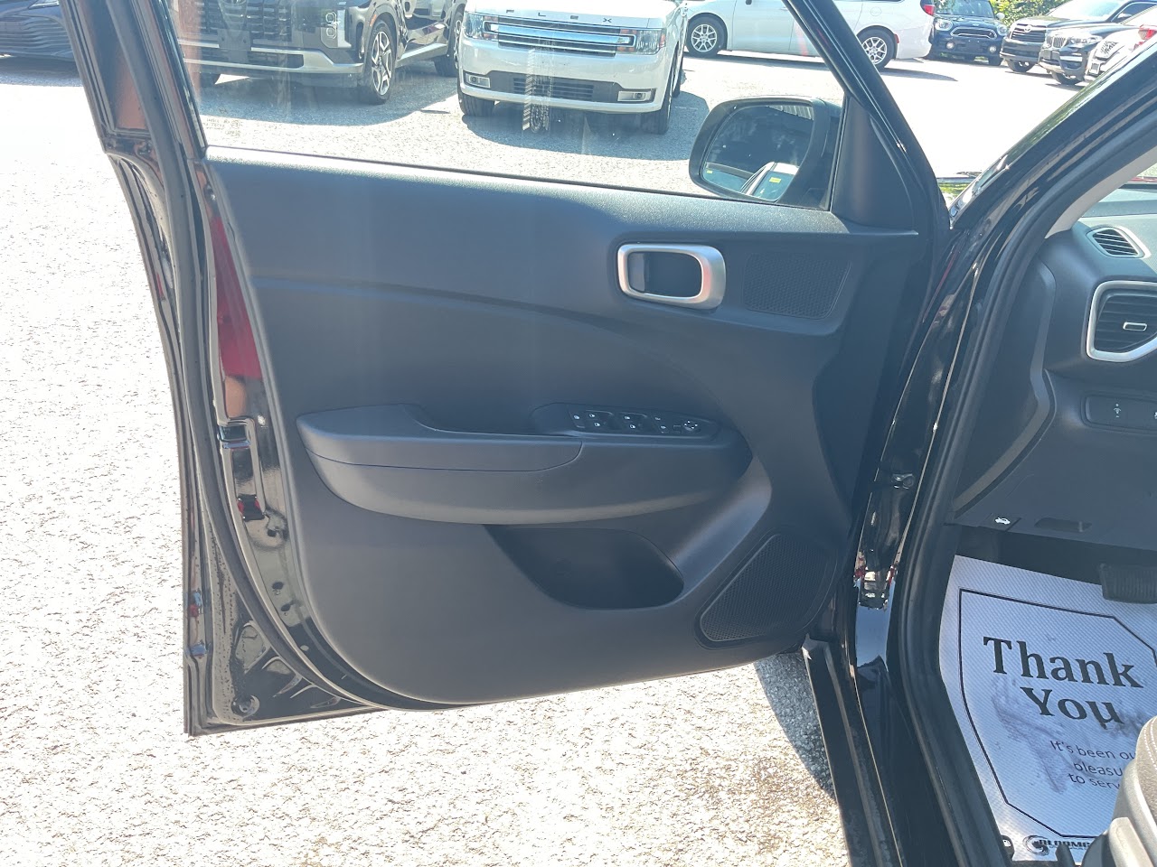 2024 Hyundai Venue — photo 30 of 34