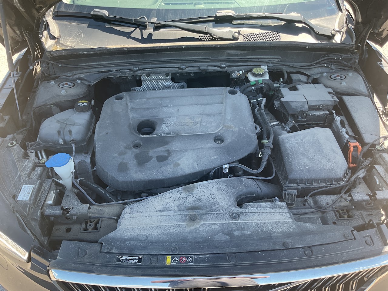 2024 Volvo XC40 — photo 35 of 36