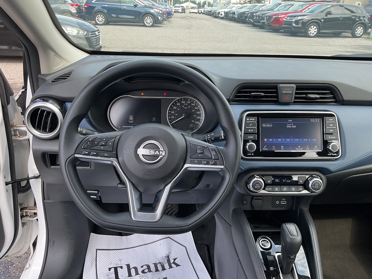 2025 Nissan Versa — photo 23 of 34