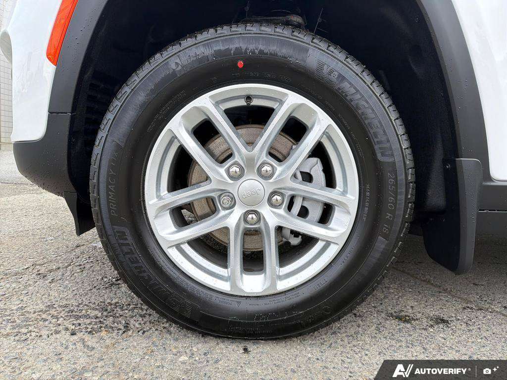 2026 Jeep Grand Cherokee — photo 6 of 25