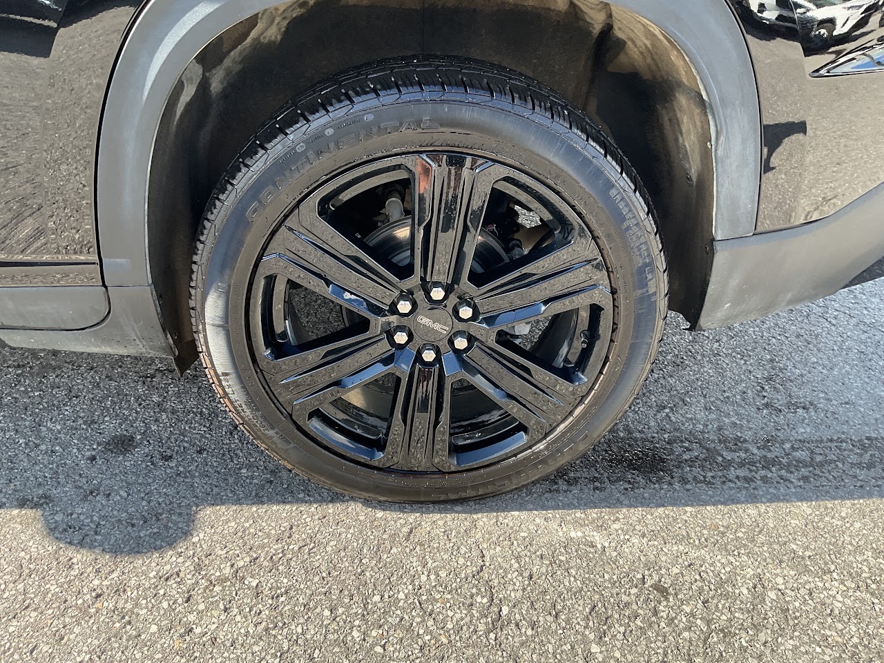 2025 GMC Acadia — photo 15 of 34