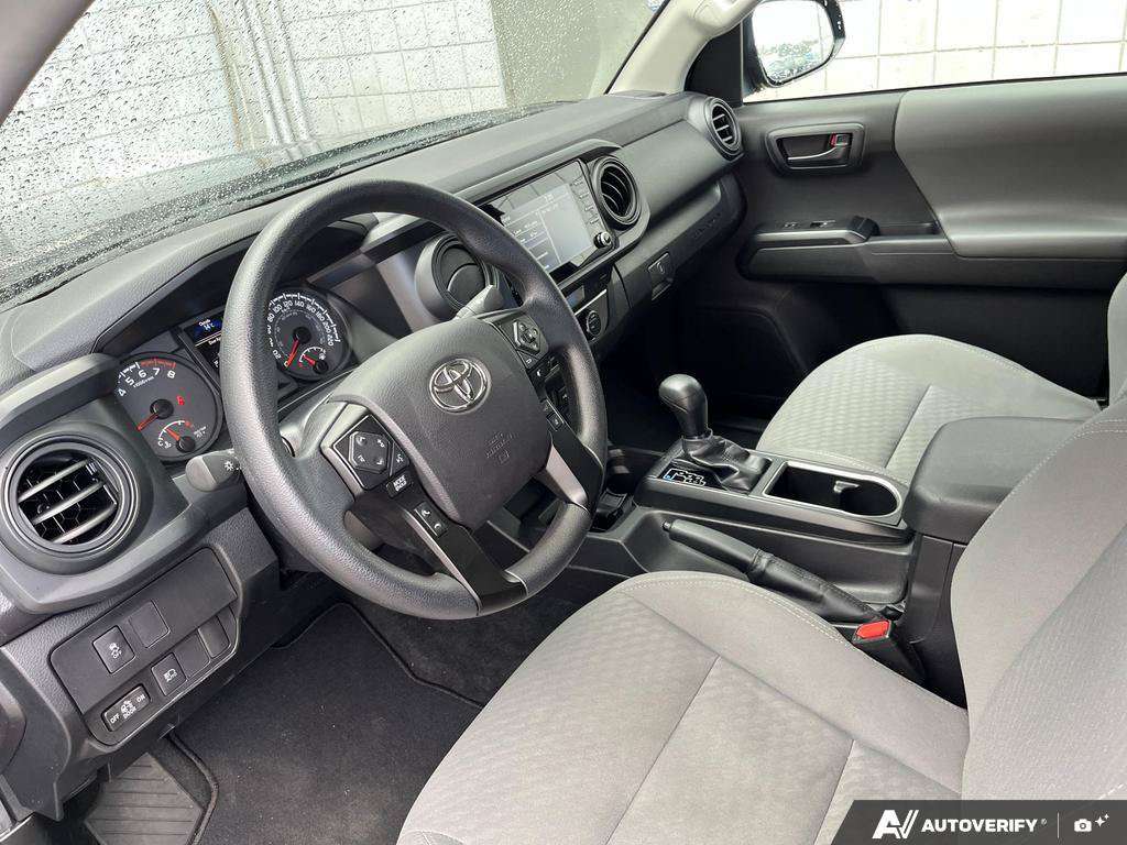 2022 Toyota Tacoma — photo 13 of 25