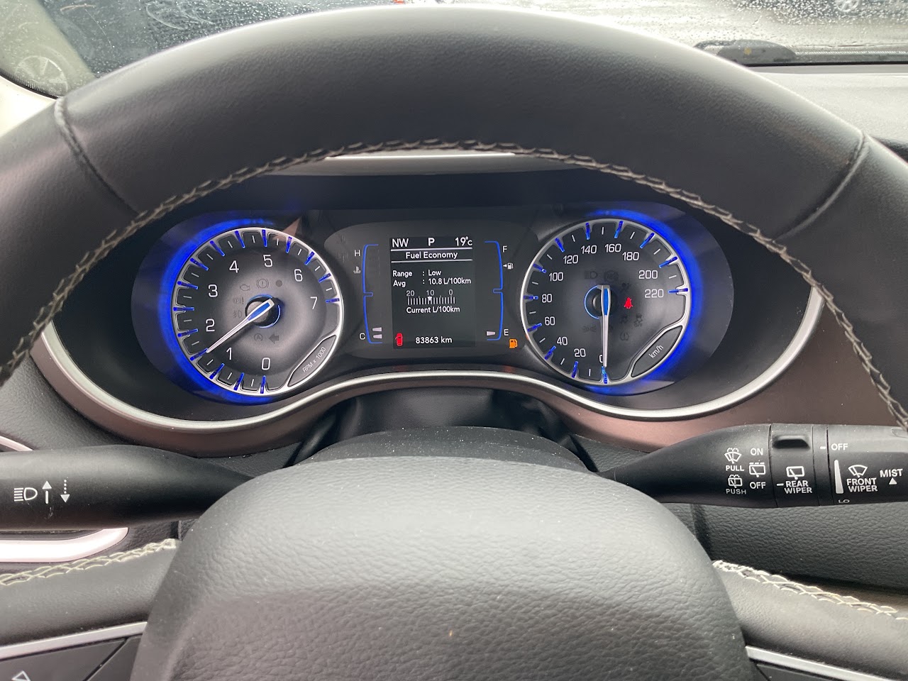 2023 Chrysler Grand Caravan — photo 27 of 34