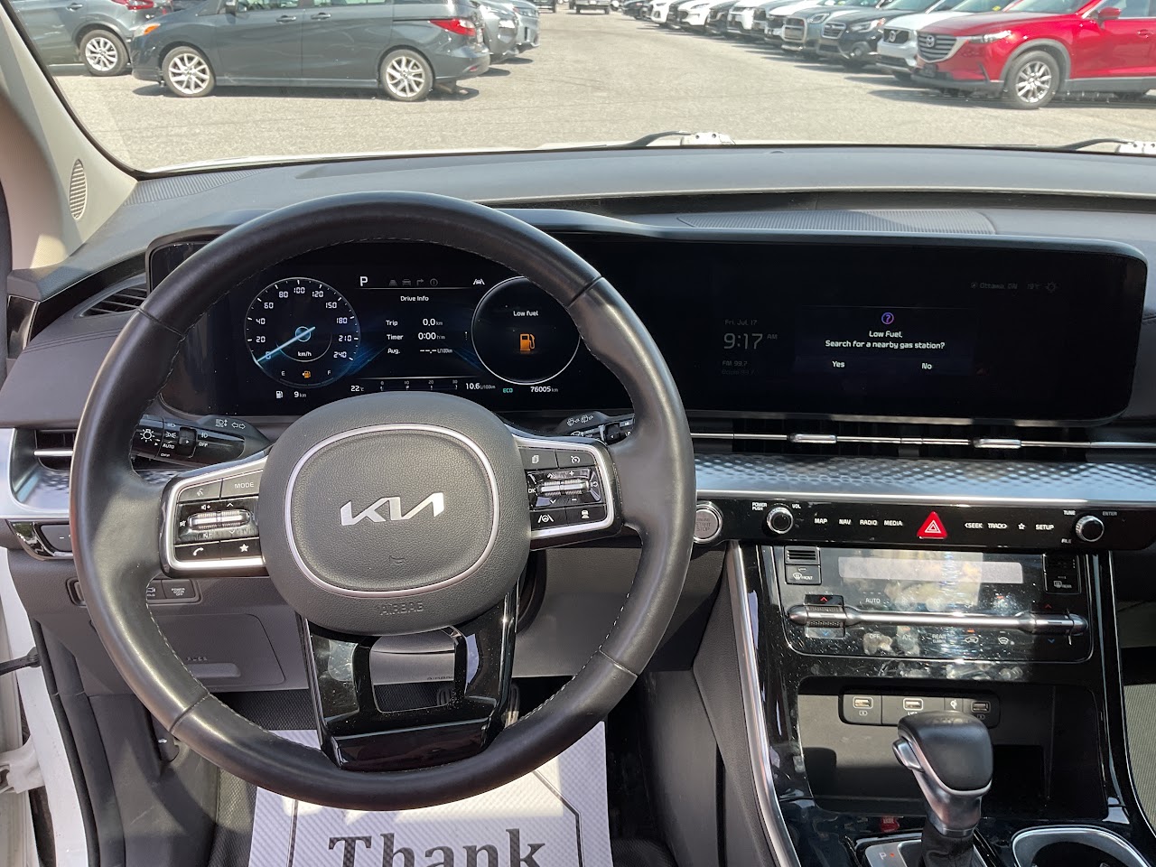 2024 Kia Carnival — photo 24 of 34