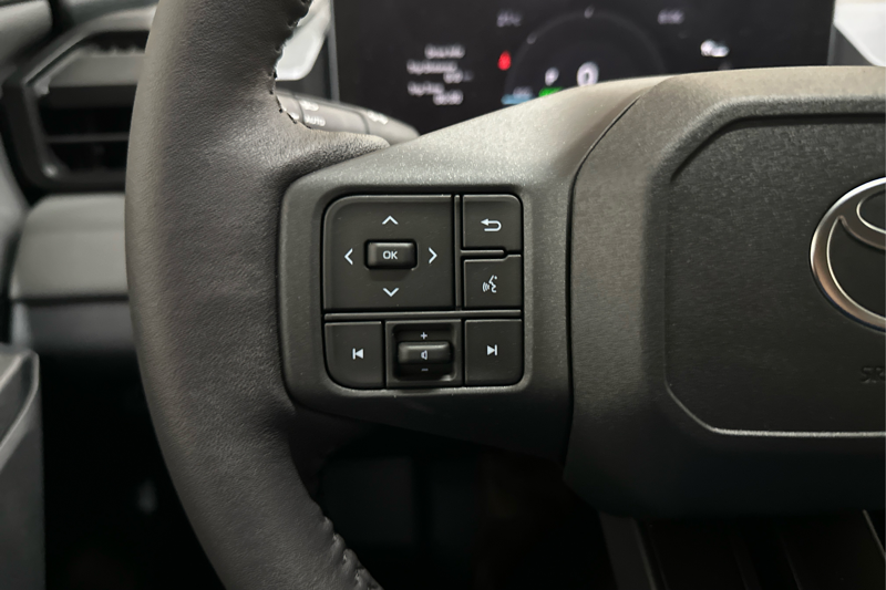 2026 Toyota RAV4 — photo 23 of 28