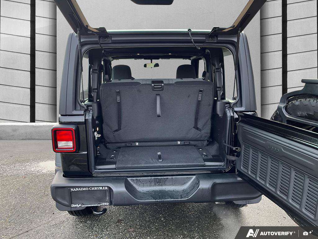 2026 Jeep Wrangler — photo 11 de 24