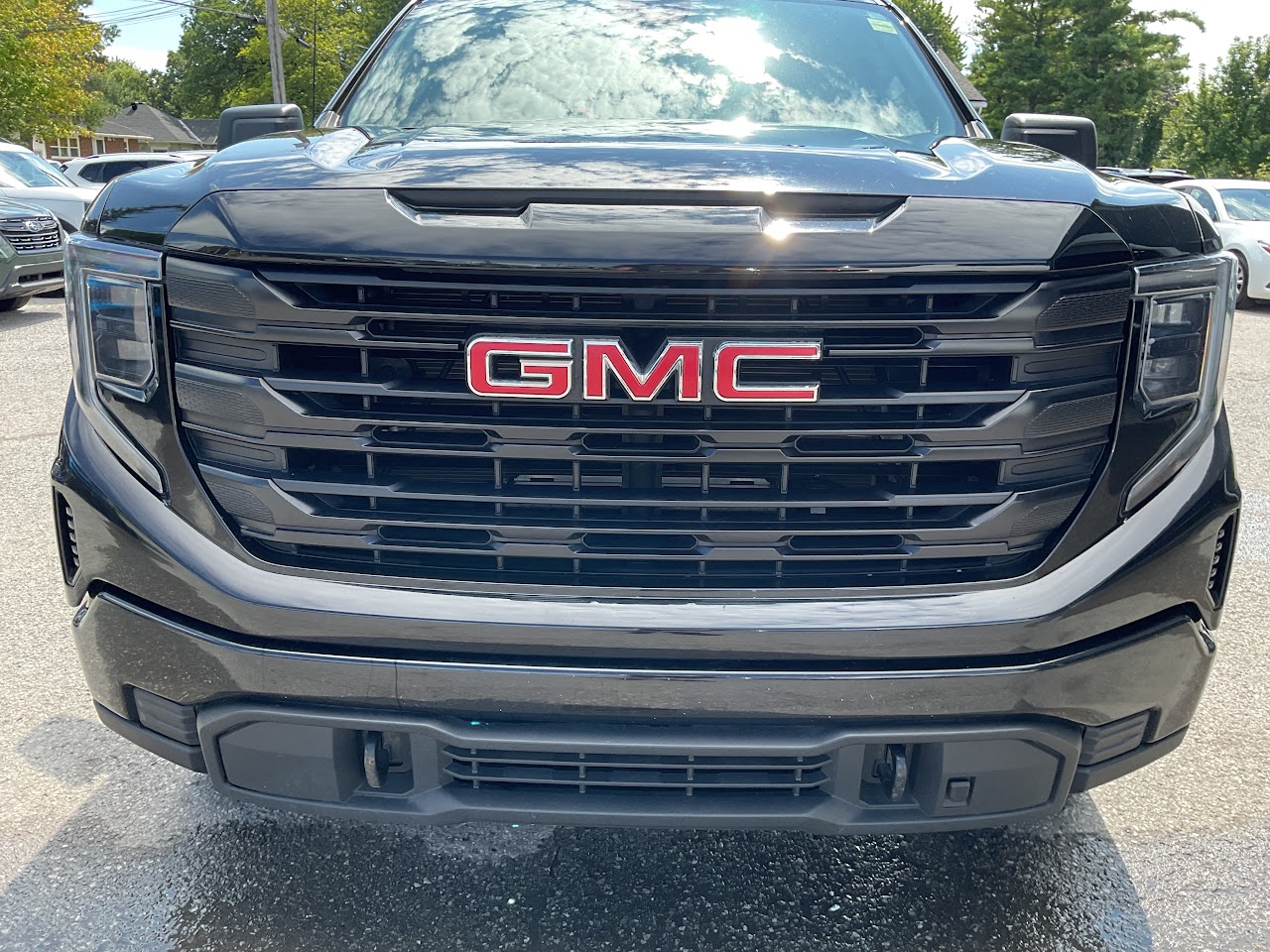 2024 GMC Sierra 1500 — photo 18 of 34