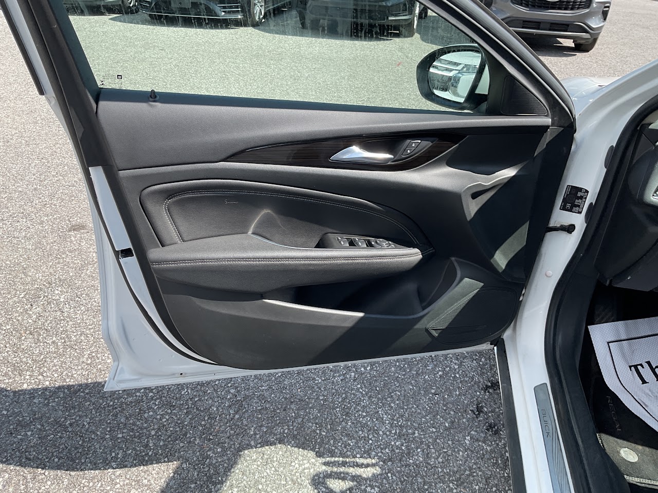 2019 Buick Regal — photo 30 of 34