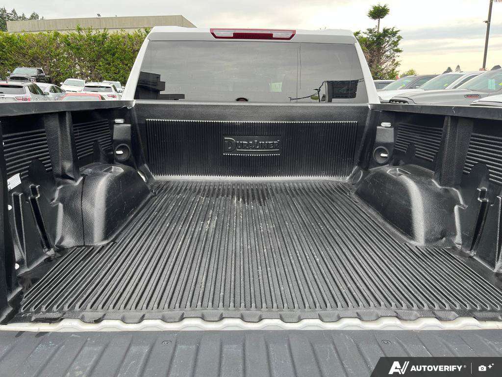 2025 Chevrolet Silverado 1500 — photo 12 of 25